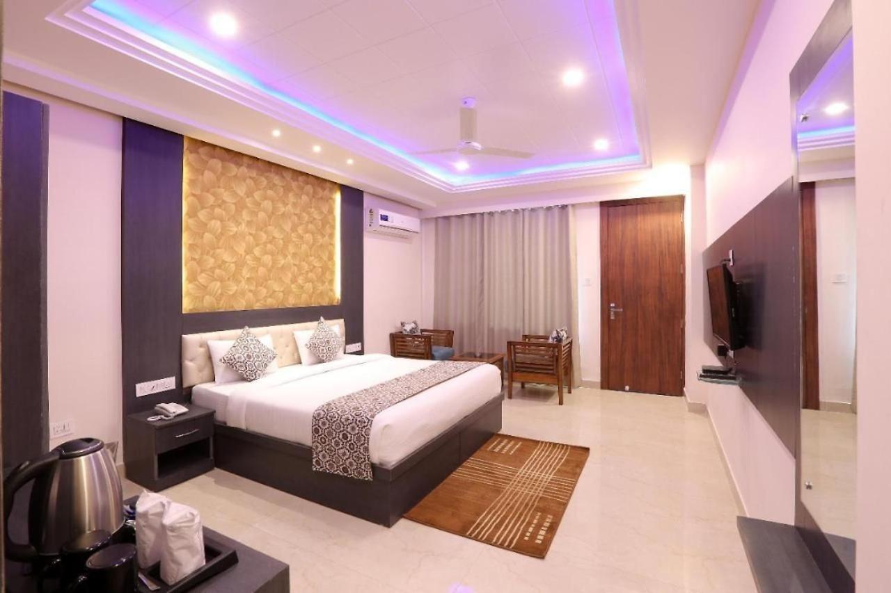 Bonfire Hostels Rishikesh Exterior photo